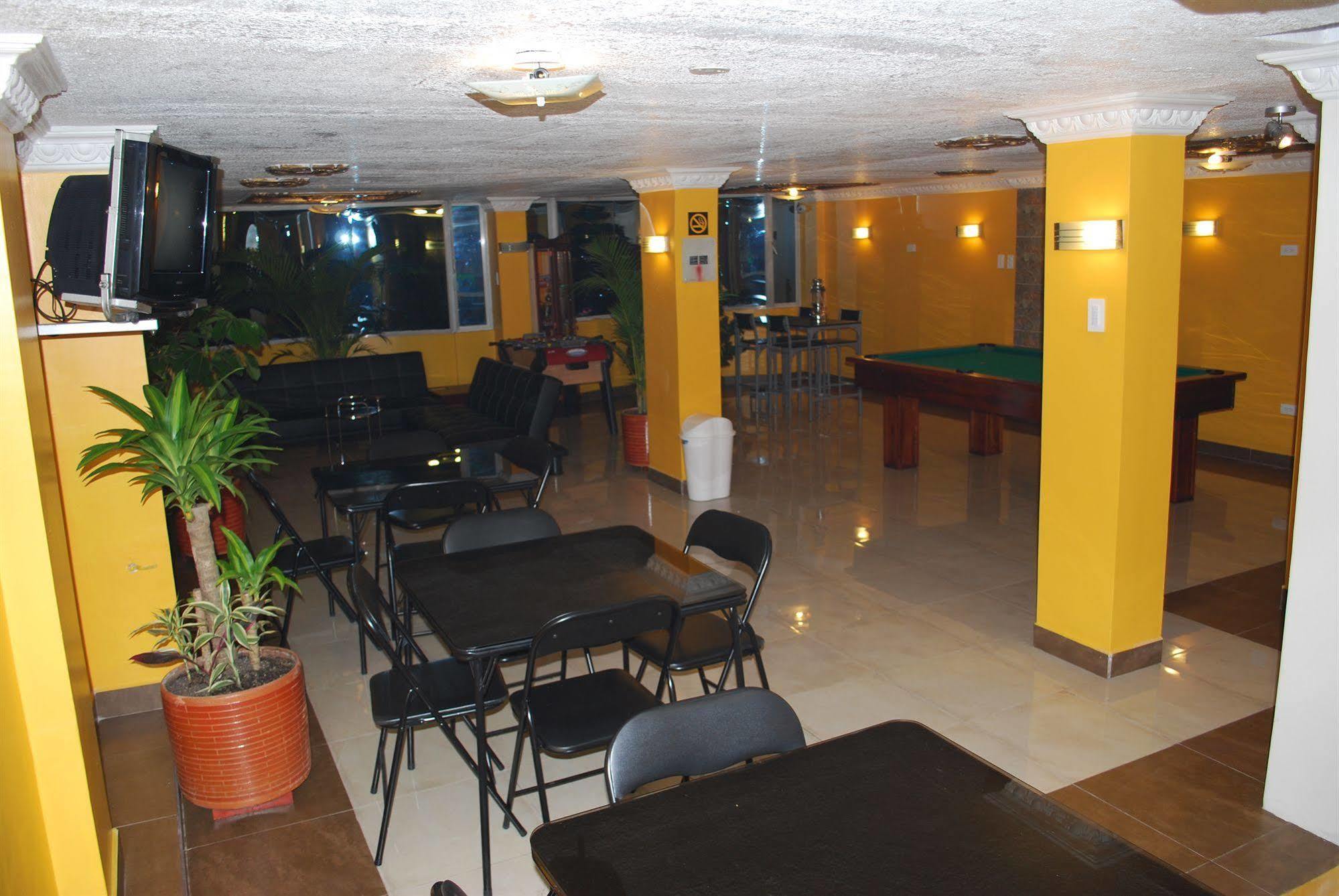 Miguel Angel Terminal Quitumbe Hotel Кито Екстериор снимка